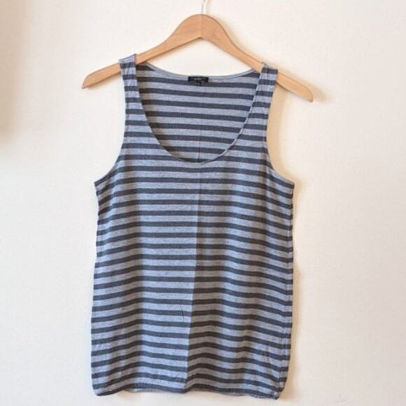 Talbots Gray Stripe Sleeveless Top Scoop Neck Workwear Casual Classic S - Picture 9 of 9
